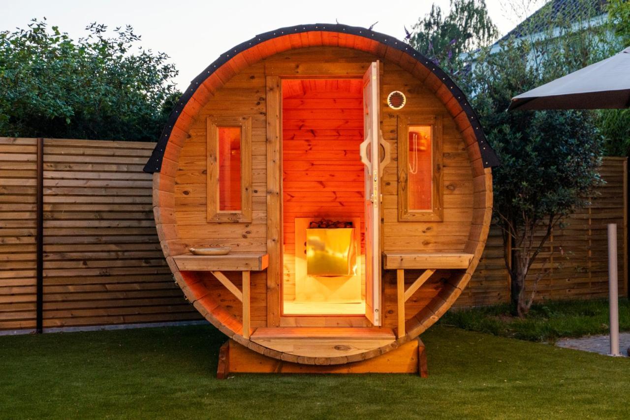 Naturisme B&B Ilmatar, Clothing Optional Deerlijk Exteriör bild